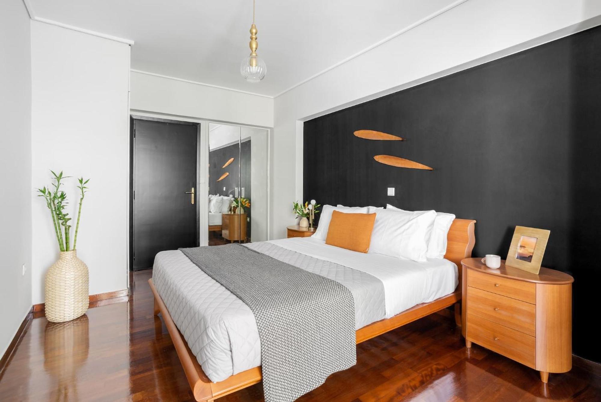 Fresh Detailed Stylish Apartment At Acropolis เอเธนส์ ภายนอก รูปภาพ
