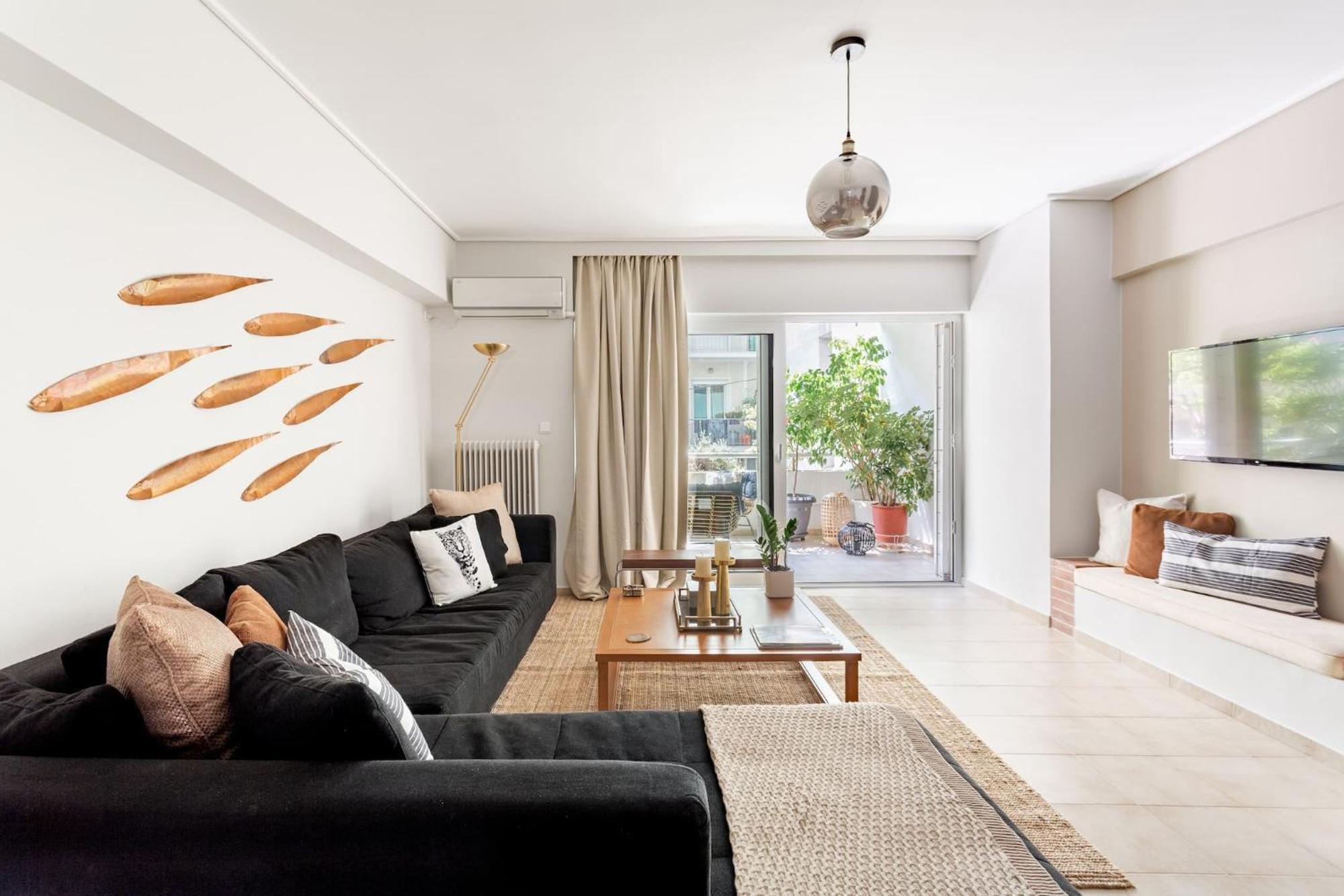 Fresh Detailed Stylish Apartment At Acropolis เอเธนส์ ภายนอก รูปภาพ