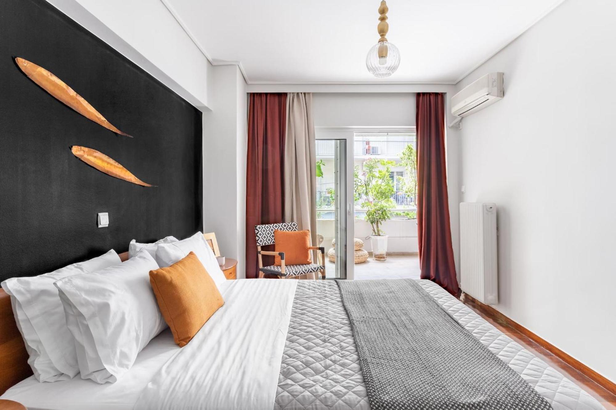 Fresh Detailed Stylish Apartment At Acropolis เอเธนส์ ภายนอก รูปภาพ