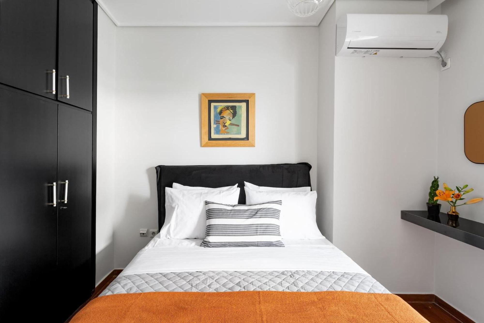 Fresh Detailed Stylish Apartment At Acropolis เอเธนส์ ภายนอก รูปภาพ